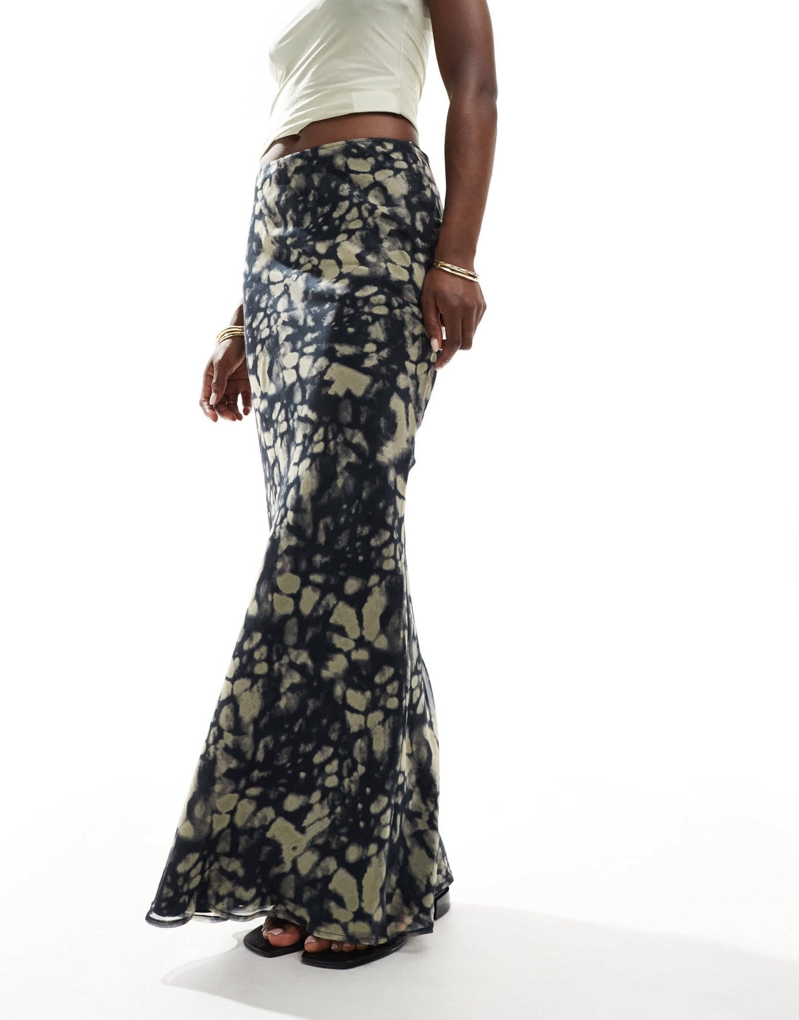 ASOS DESIGN chiffon bias maxi skirt in blurred abstract print - ASOS Sample Sale
