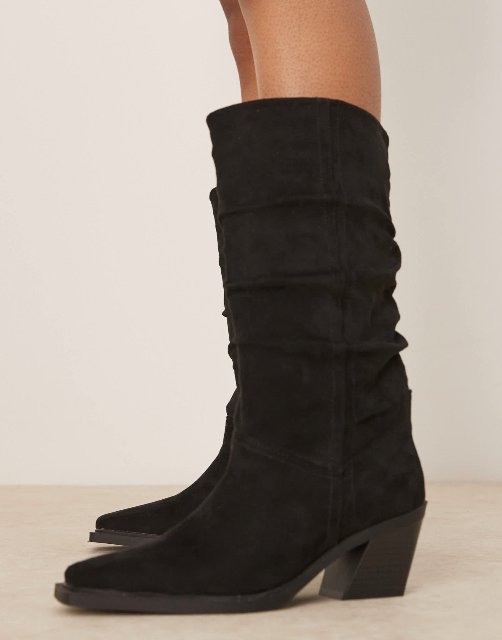 ASOS DESIGN Chosen slouchy western knee boots in black suedette - ASOS Sample Sale