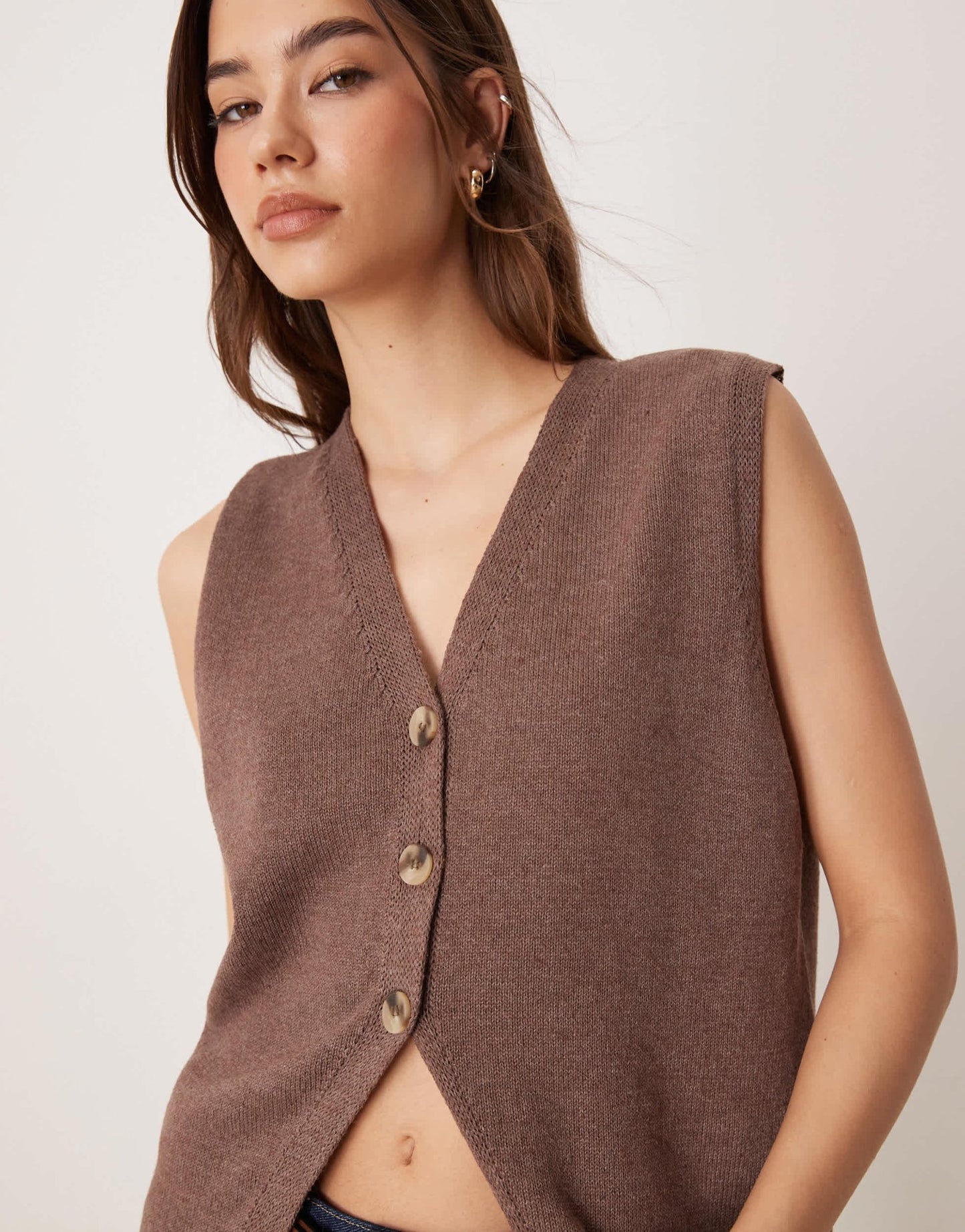 ASOS DESIGN clean knitted relaxed fit waistcoat in chocolate - ASOS Sample Sale