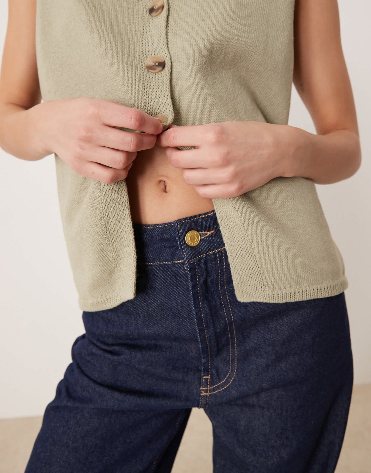 ASOS DESIGN clean knitted relaxed fit waistcoat in khaki - ASOS Sample Sale