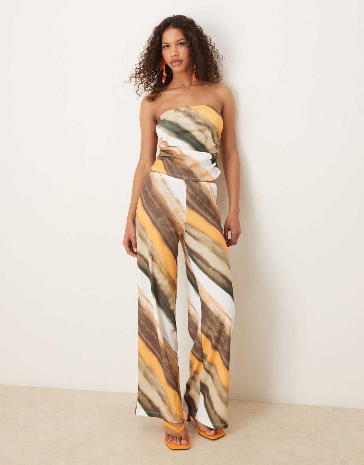 ASOS DESIGN co-ord fitted ruched bandeau in abstract print - ASOS Sample Sale