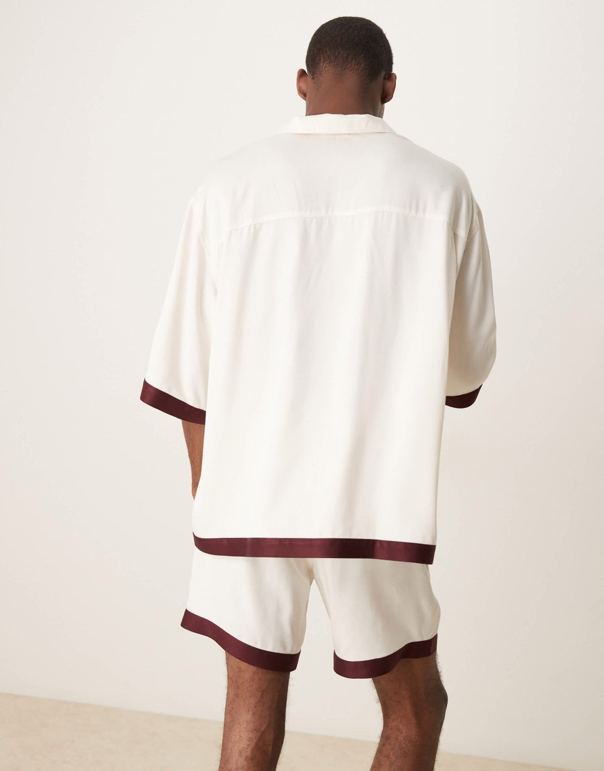ASOS DESIGN co-ord shorts in mid length with border print in beige - ASOS Sample Sale