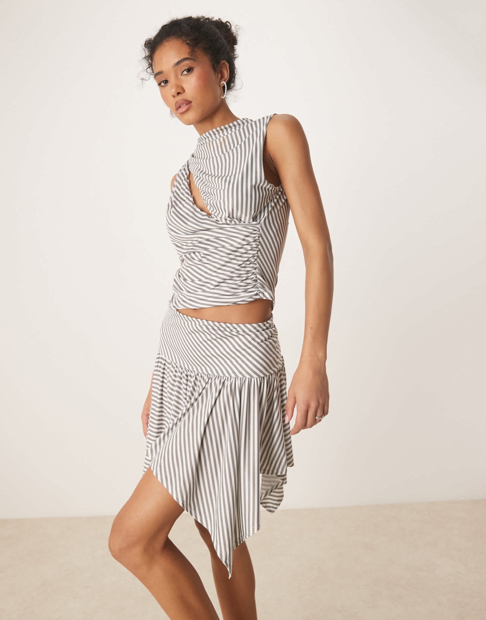 ASOS DESIGN co-ord stripe hanky hem skirt in grey - ASOS Sample Sale