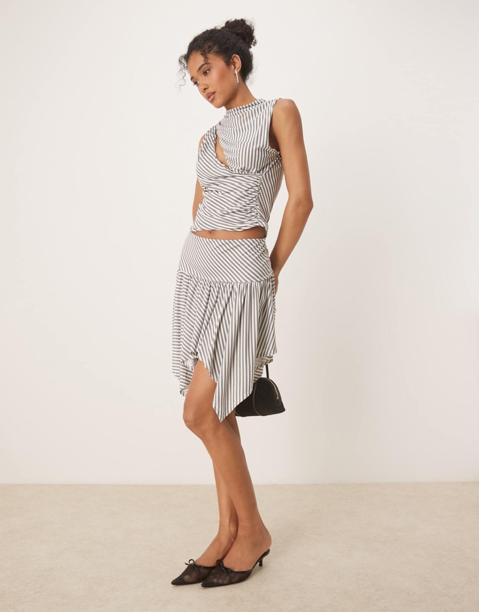 ASOS DESIGN co-ord stripe hanky hem skirt in grey - ASOS Sample Sale