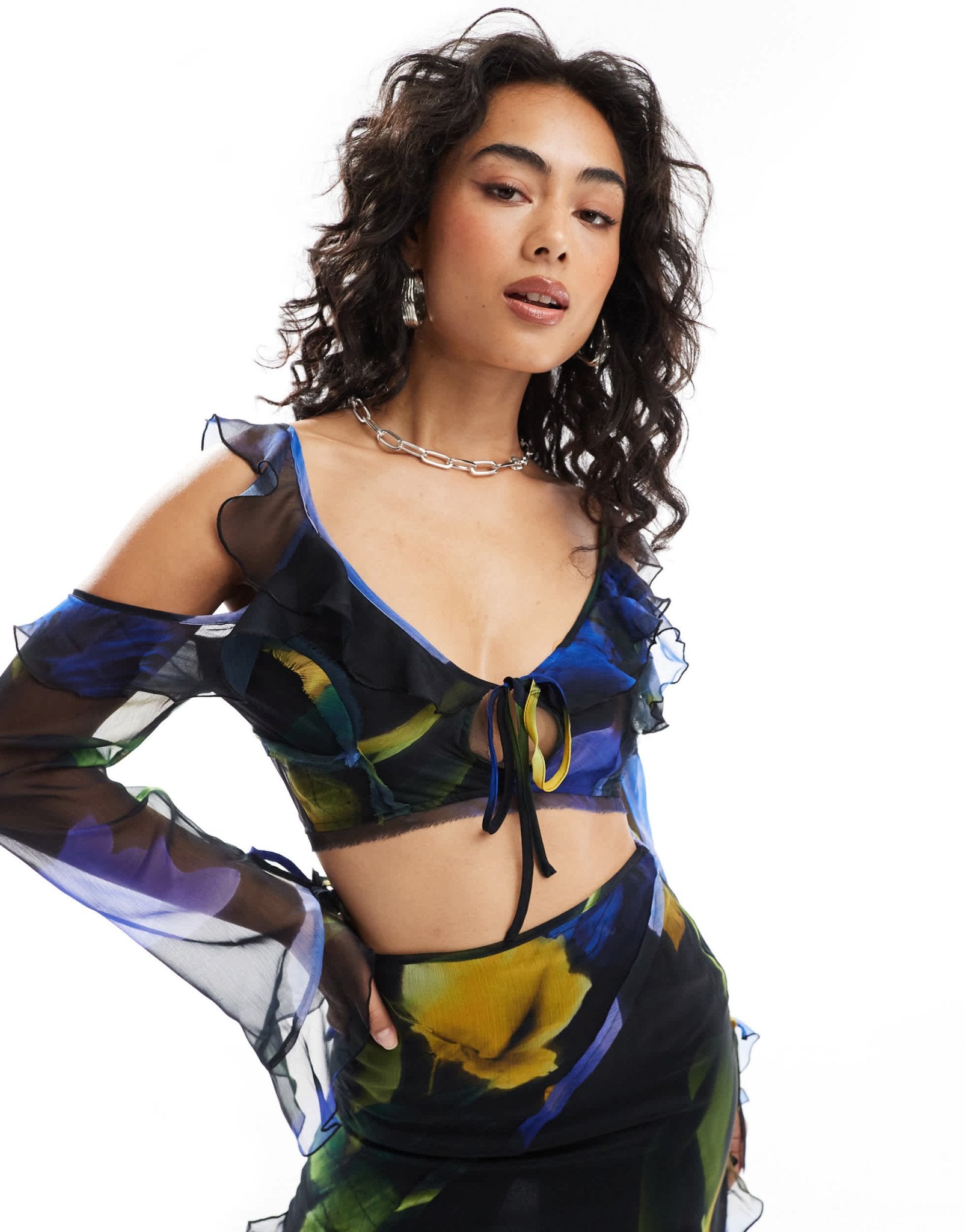 ASOS DESIGN cold shoulder crop top co - ord in large floral print - ASOS Sample Sale