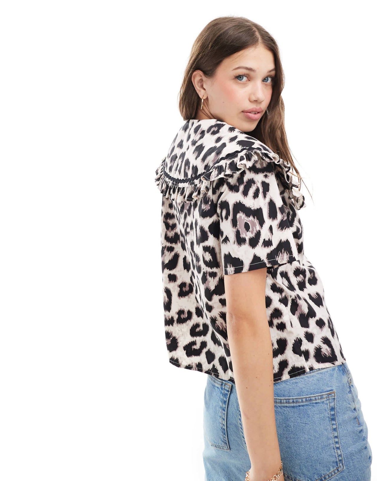 ASOS DESIGN collar detail short sleeve shirt in animal print - ASOS Sample Sale