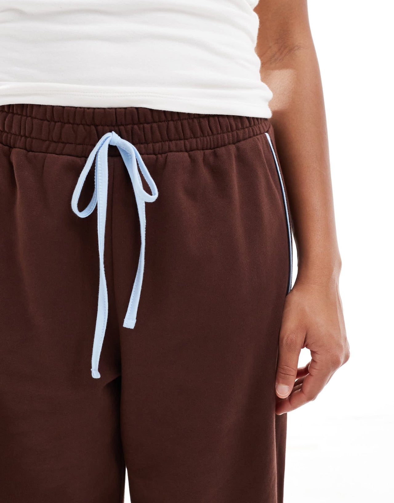 ASOS DESIGN contrast side stripe wide leg jogger in brown - ASOS Sample Sale