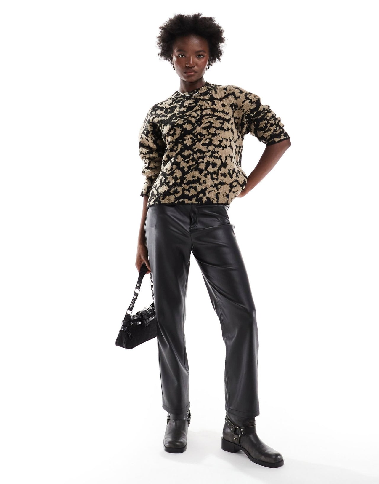 ASOS DESIGN crew neck knitted jumper in abstract leopard print - ASOS Sample Sale