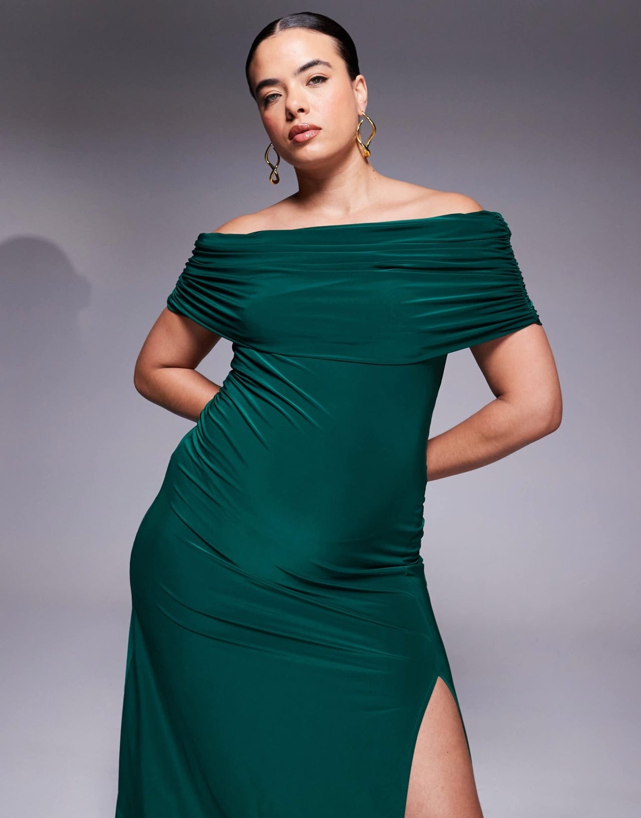 ASOS DESIGN Curve bandeau maxi dress with split in bottle green - ASOS Sample Sale