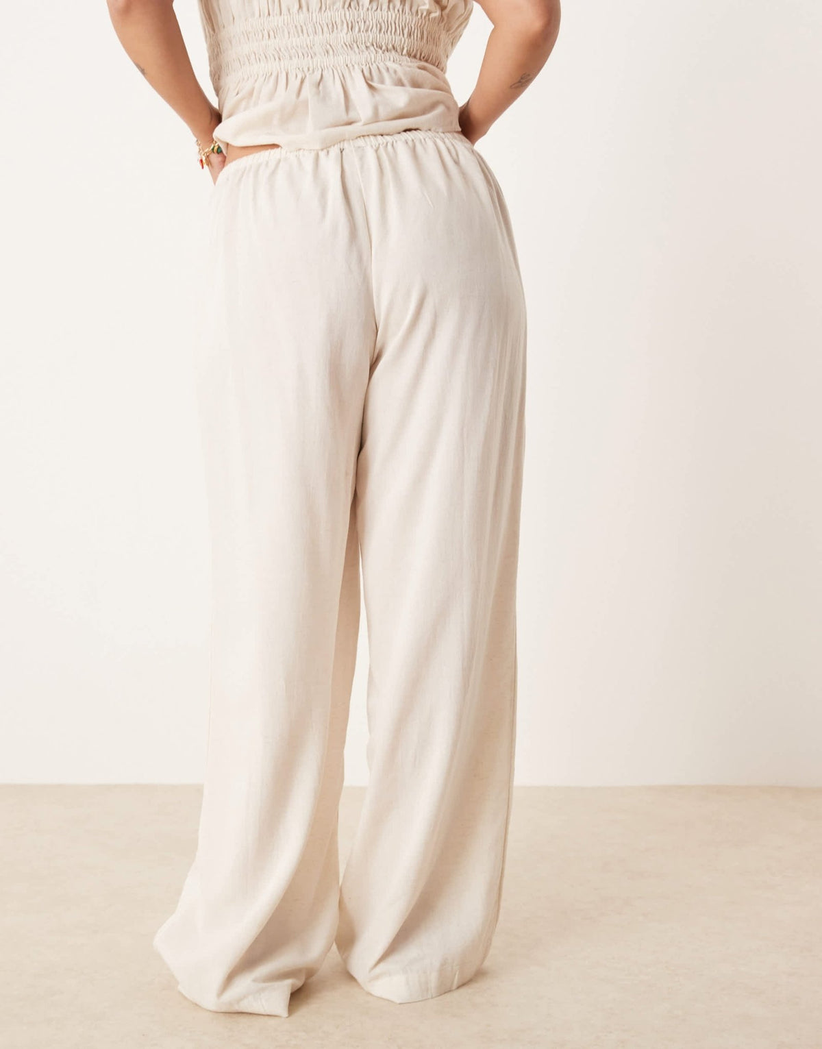 ASOS DESIGN Curve Belle beach wide leg trouser with linen in natural - ASOS Sample Sale