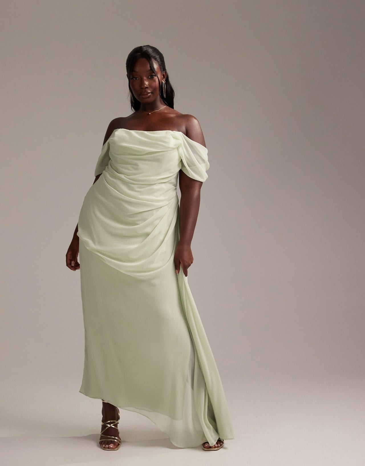 ASOS DESIGN Curve Bridesmaids draped bardot midaxi dress in light green - ASOS Sample Sale