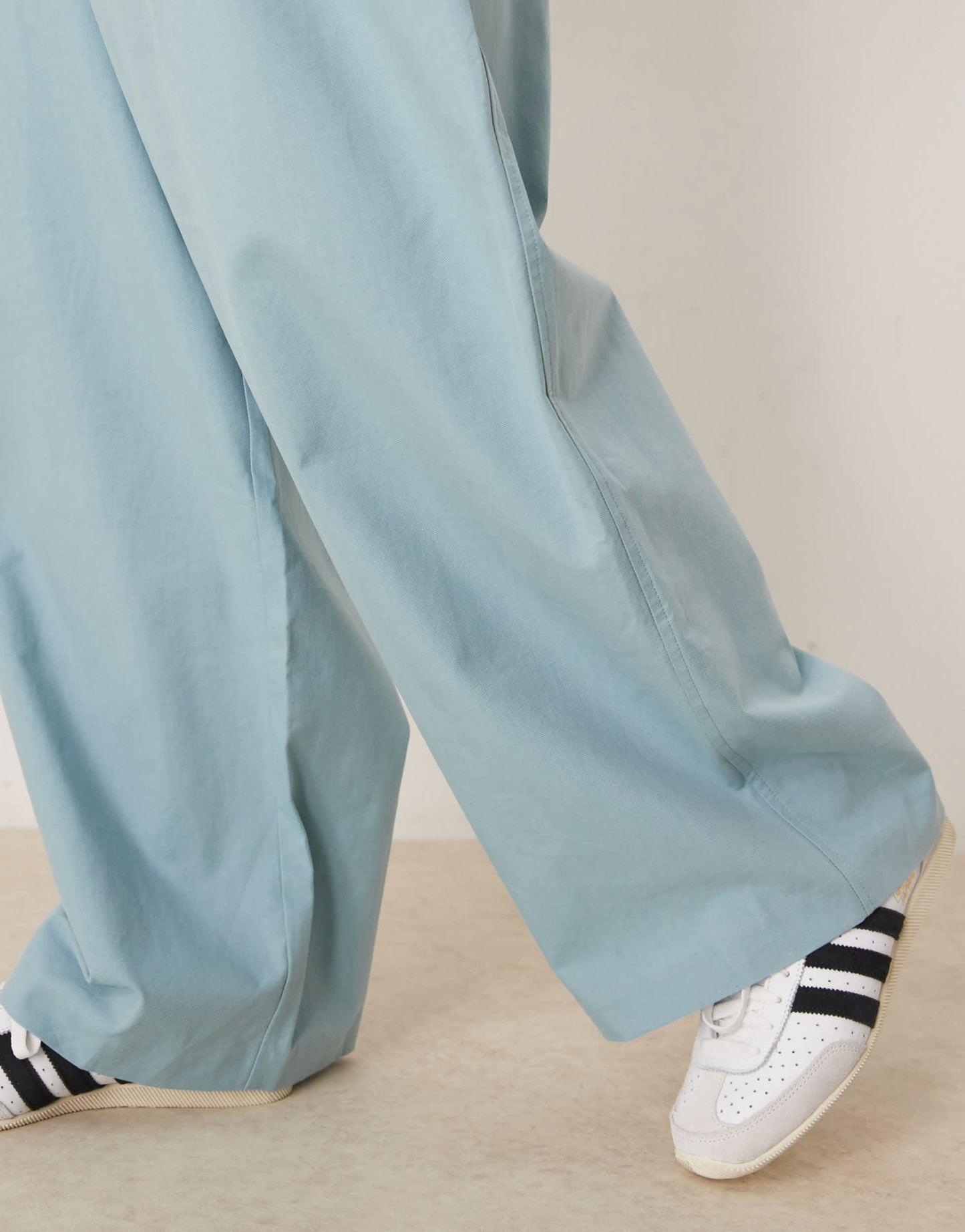 ASOS DESIGN Curve clean balloon trousers in turquoise - ASOS Sample Sale