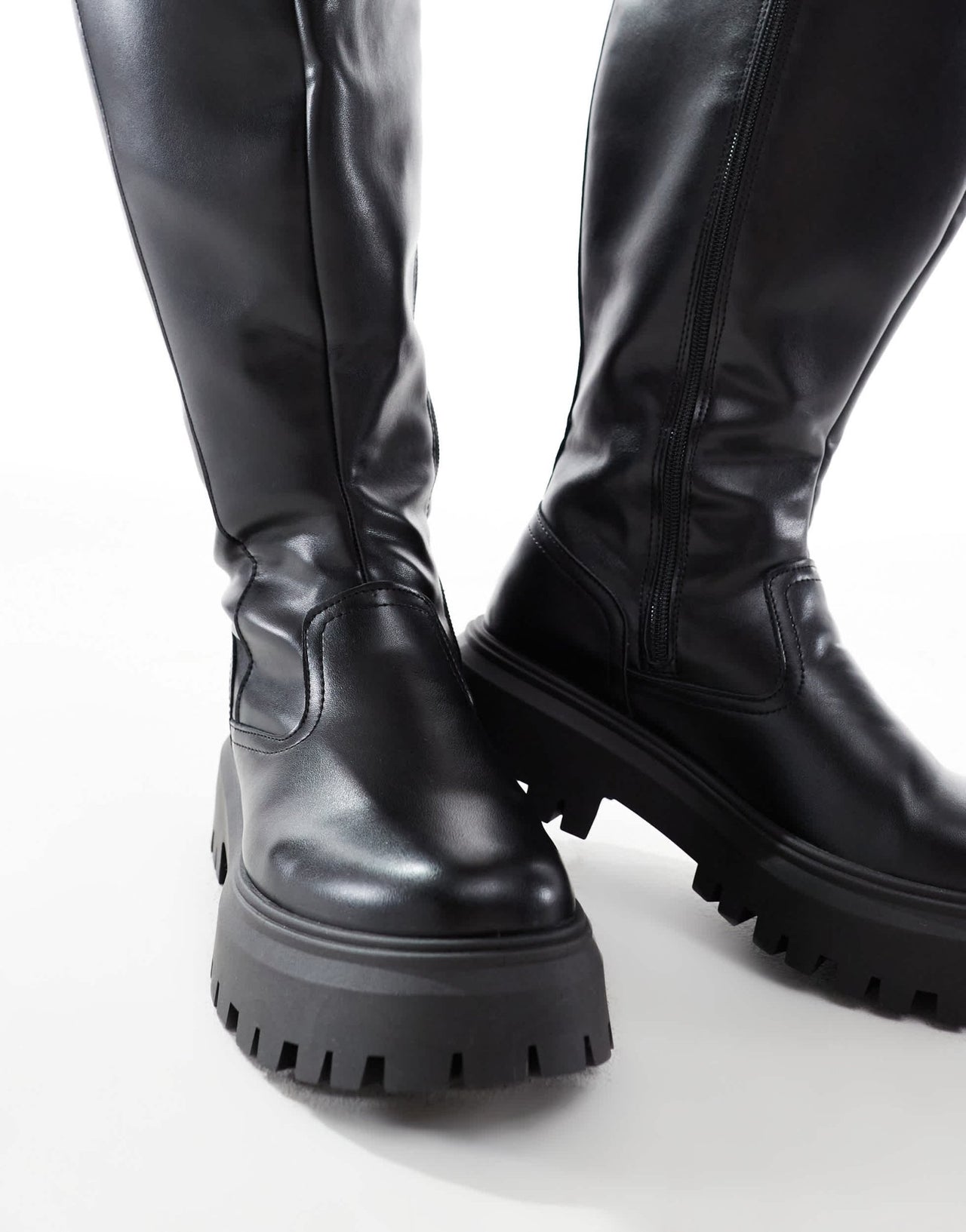 ASOS DESIGN Curve Corey chunky knee boot in black - ASOS Sample Sale