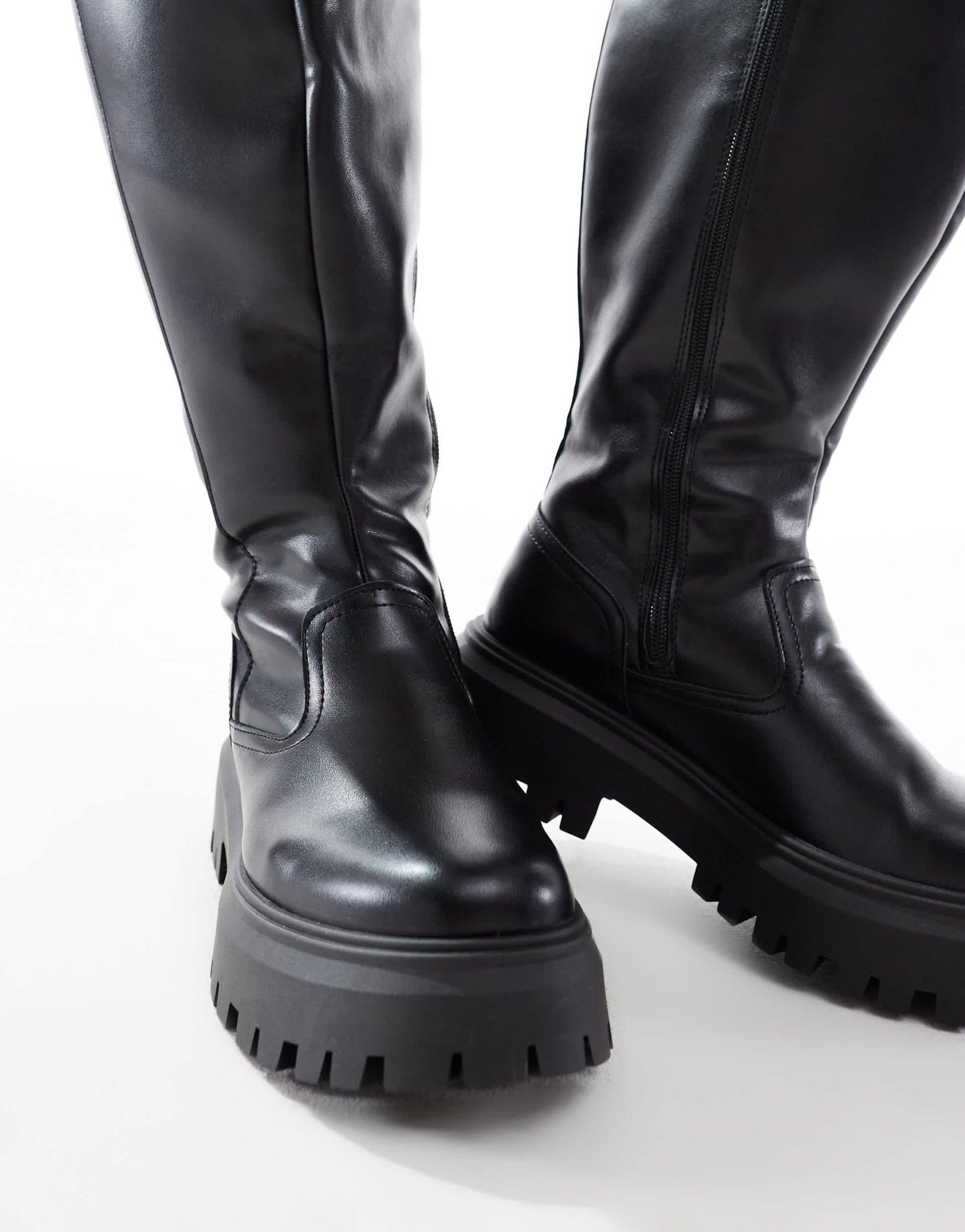 ASOS DESIGN Curve Corey chunky knee boot in black - ASOS Sample Sale