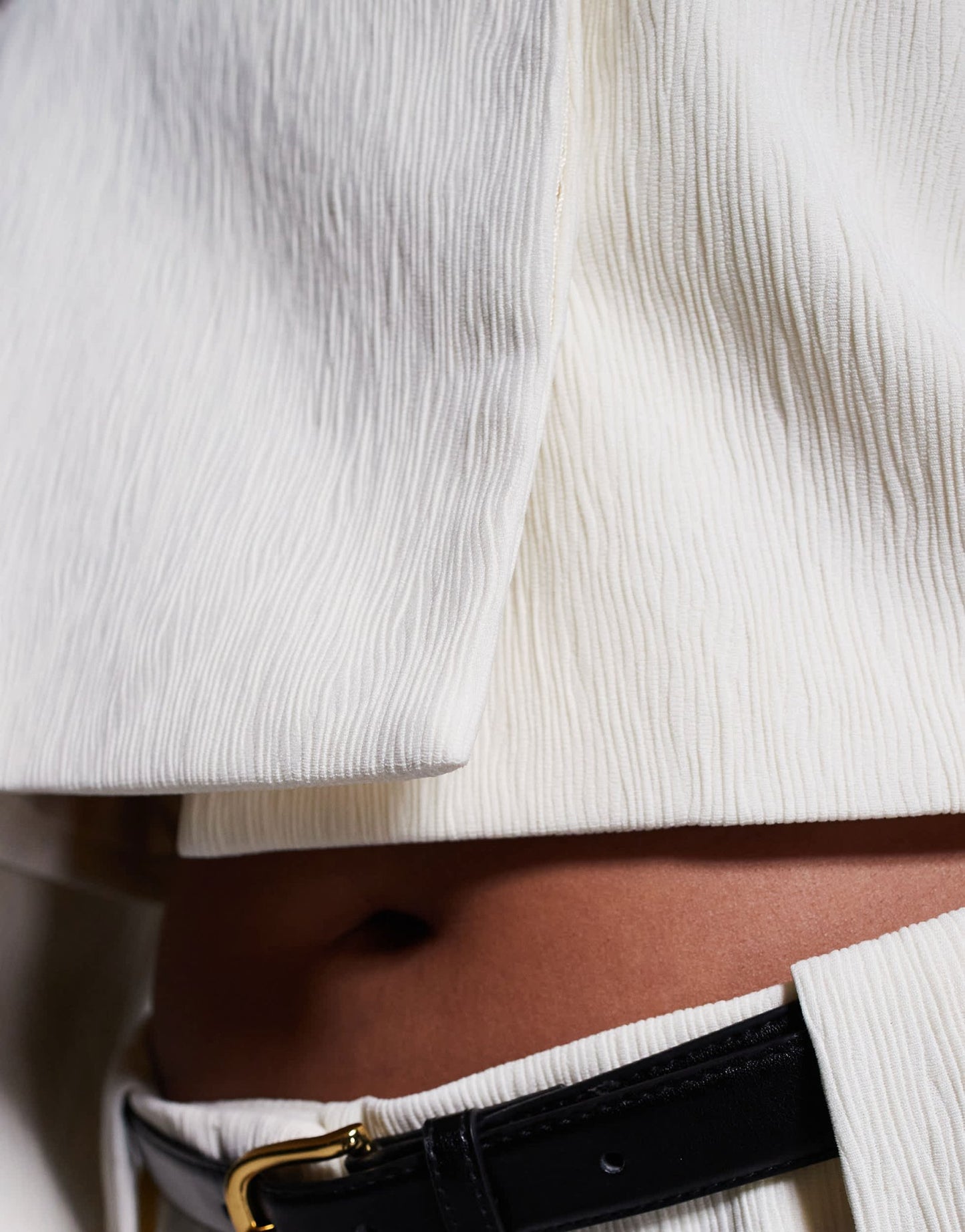 ASOS DESIGN Curve cropped textured blazer co-ord in cream - ASOS Sample Sale