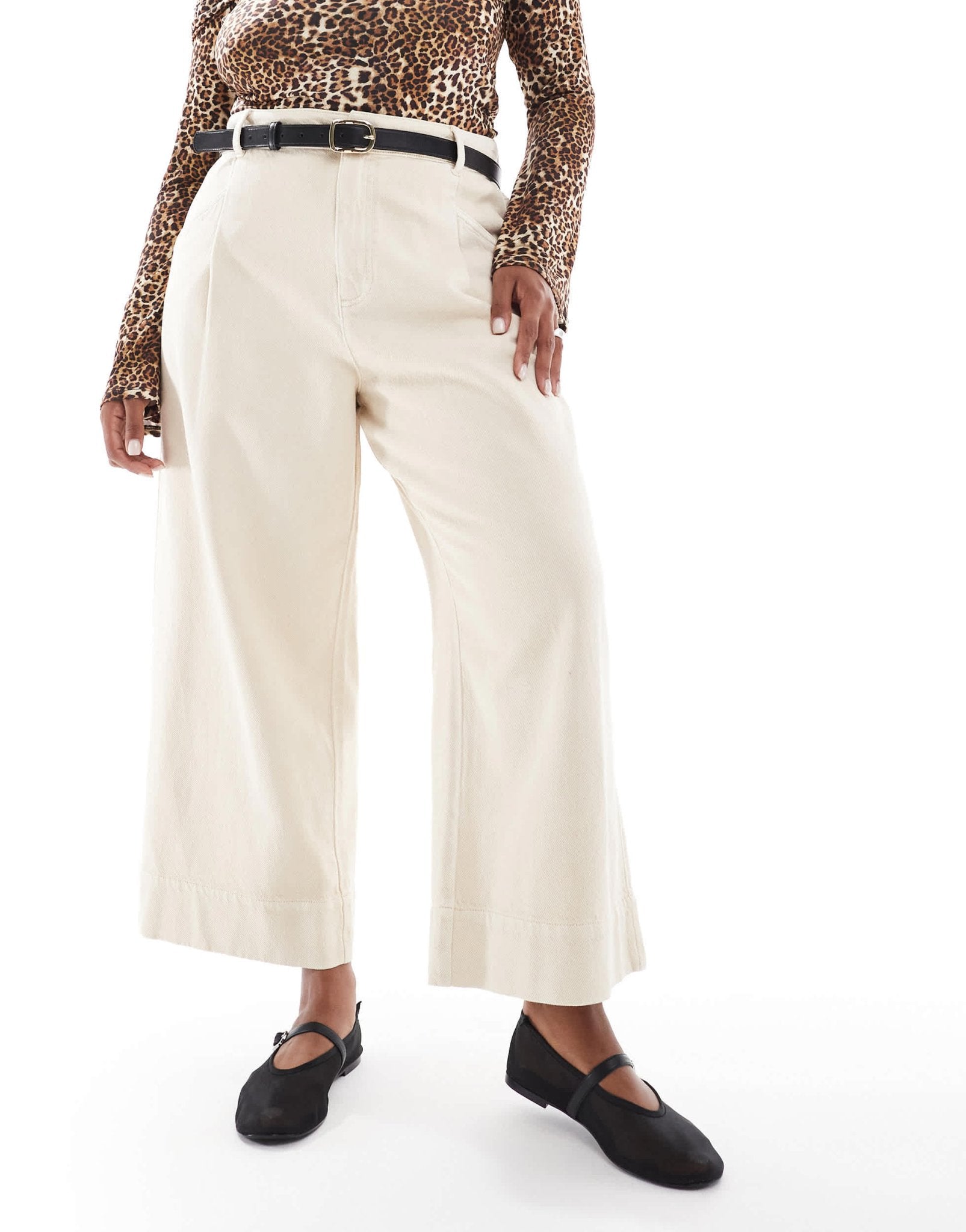ASOS DESIGN Curve cropped wide leg trousers in sand - ASOS Sample Sale