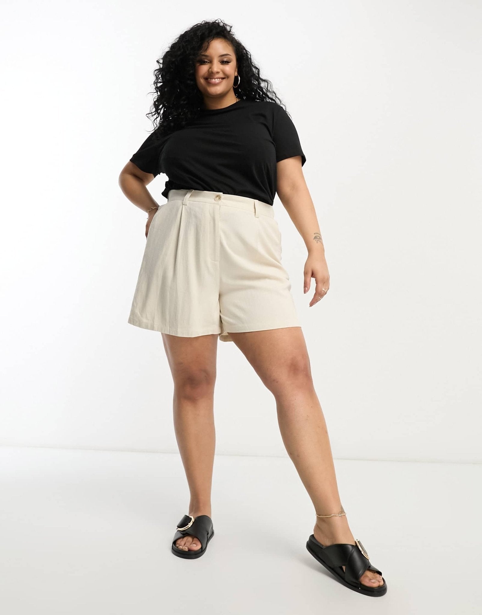 ASOS DESIGN Curve dad short with linen in stone - ASOS Sample Sale