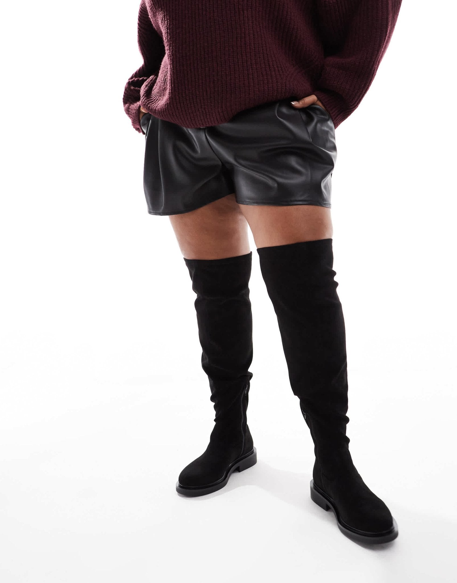 ASOS DESIGN Curve Kaylee smart flat over the knee boots in black - ASOS Sample Sale