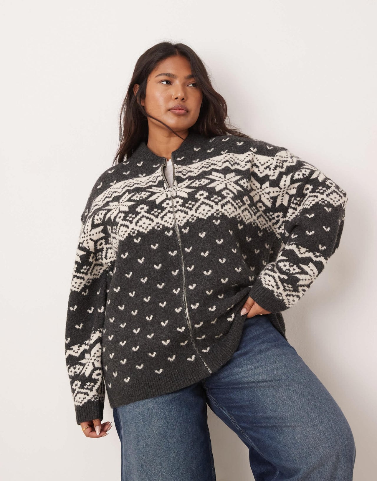 ASOS DESIGN Curve knitted collar zip through cardigan with fairisle pattern in charcoal and cream - ASOS Sample Sale