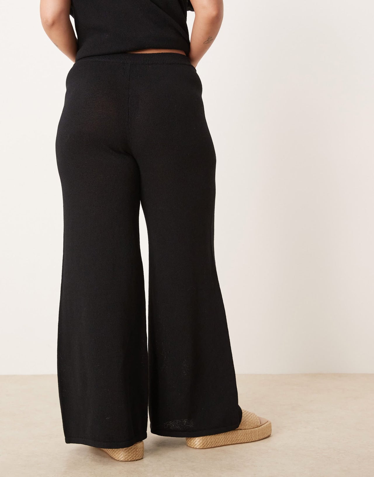 ASOS DESIGN Curve knitted slub trouser co-ord in black - ASOS Sample Sale