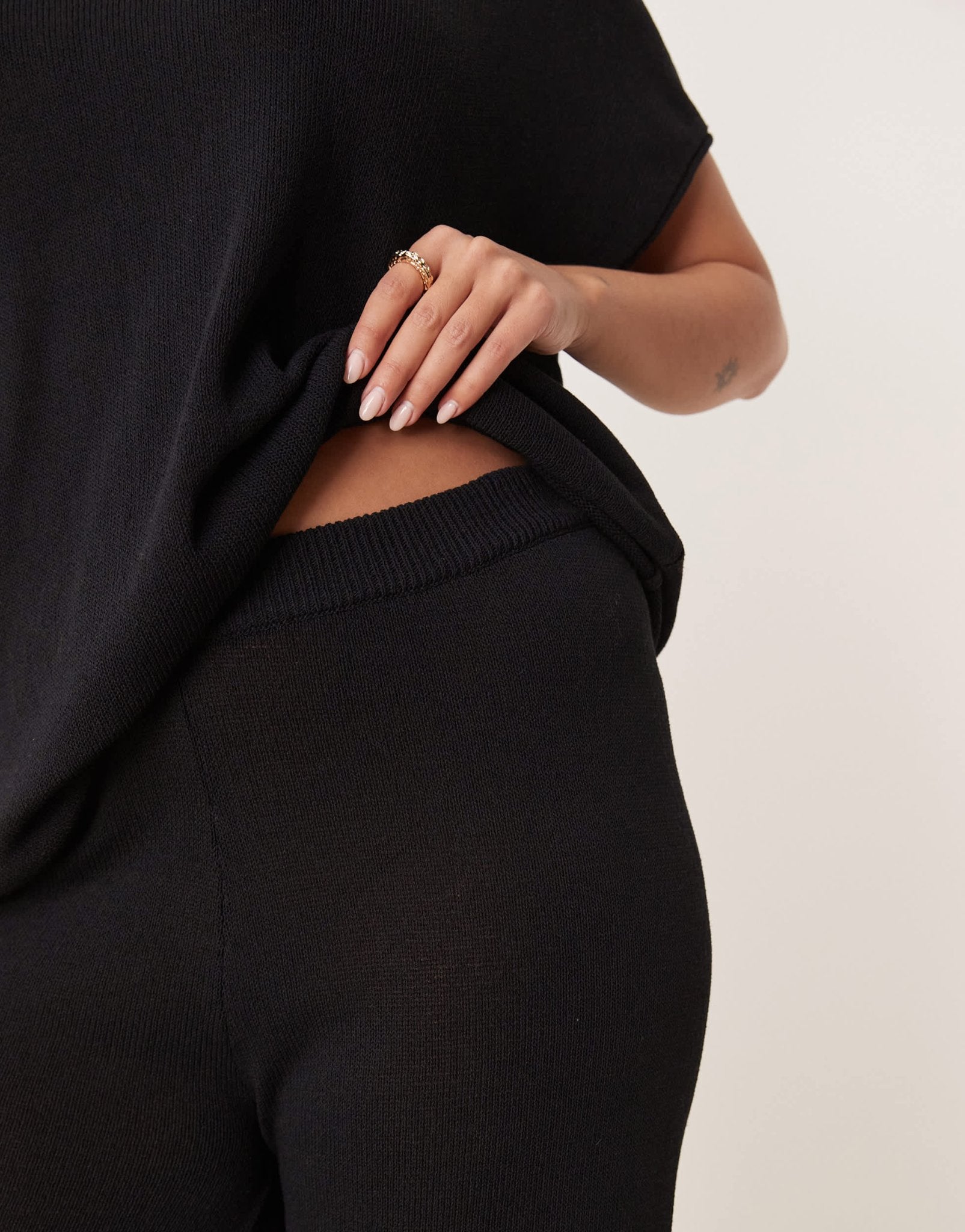 ASOS DESIGN Curve knitted slub trouser co-ord in black - ASOS Sample Sale