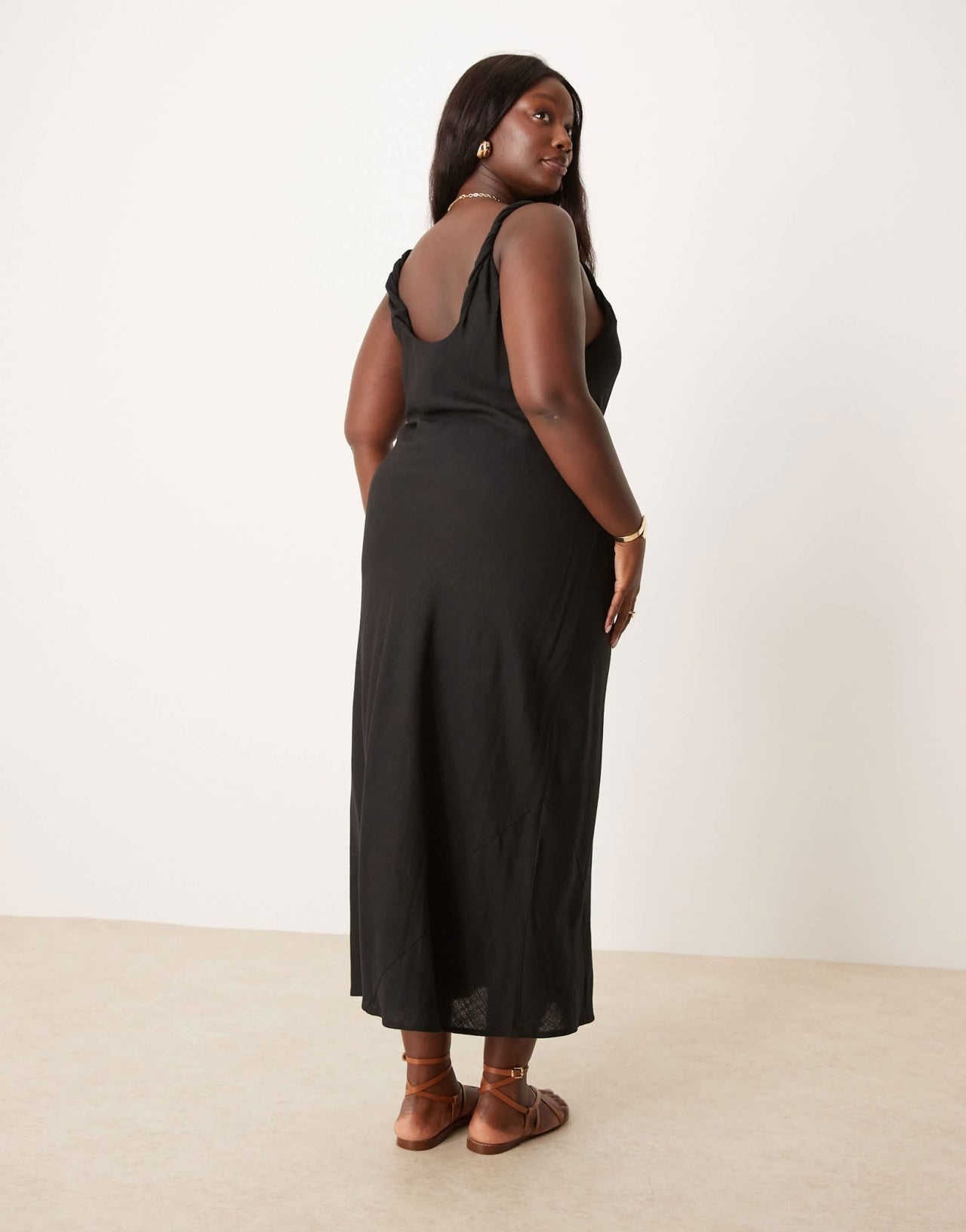 ASOS DESIGN Curve linen look twist strap bias maxi sundress in black - ASOS Sample Sale