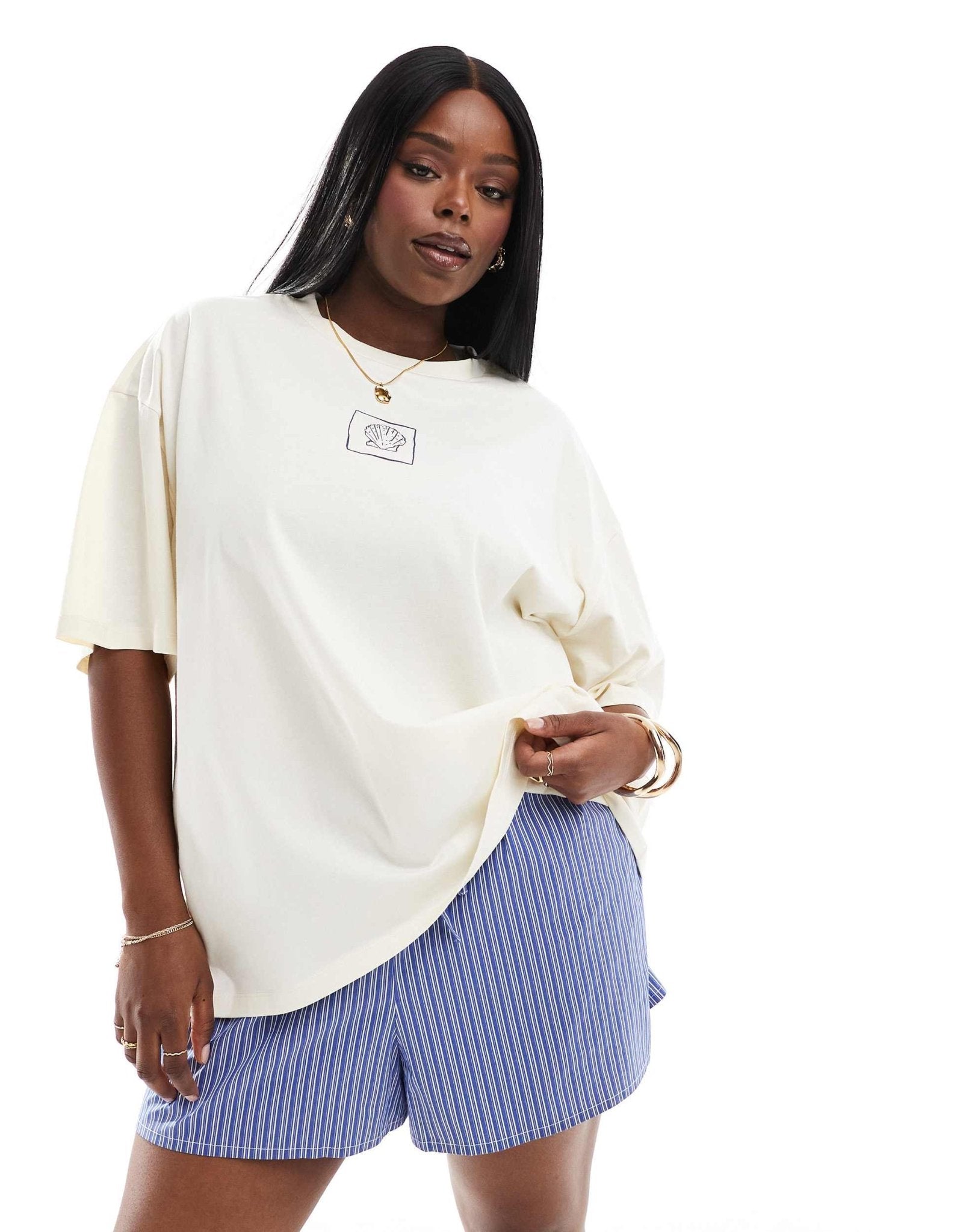 ASOS DESIGN Curve oversized t-shirt with la mer shell graphic in cream - ASOS Sample Sale