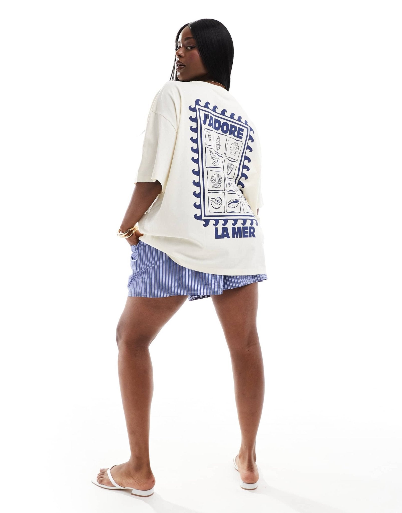 ASOS DESIGN Curve oversized t-shirt with la mer shell graphic in cream - ASOS Sample Sale