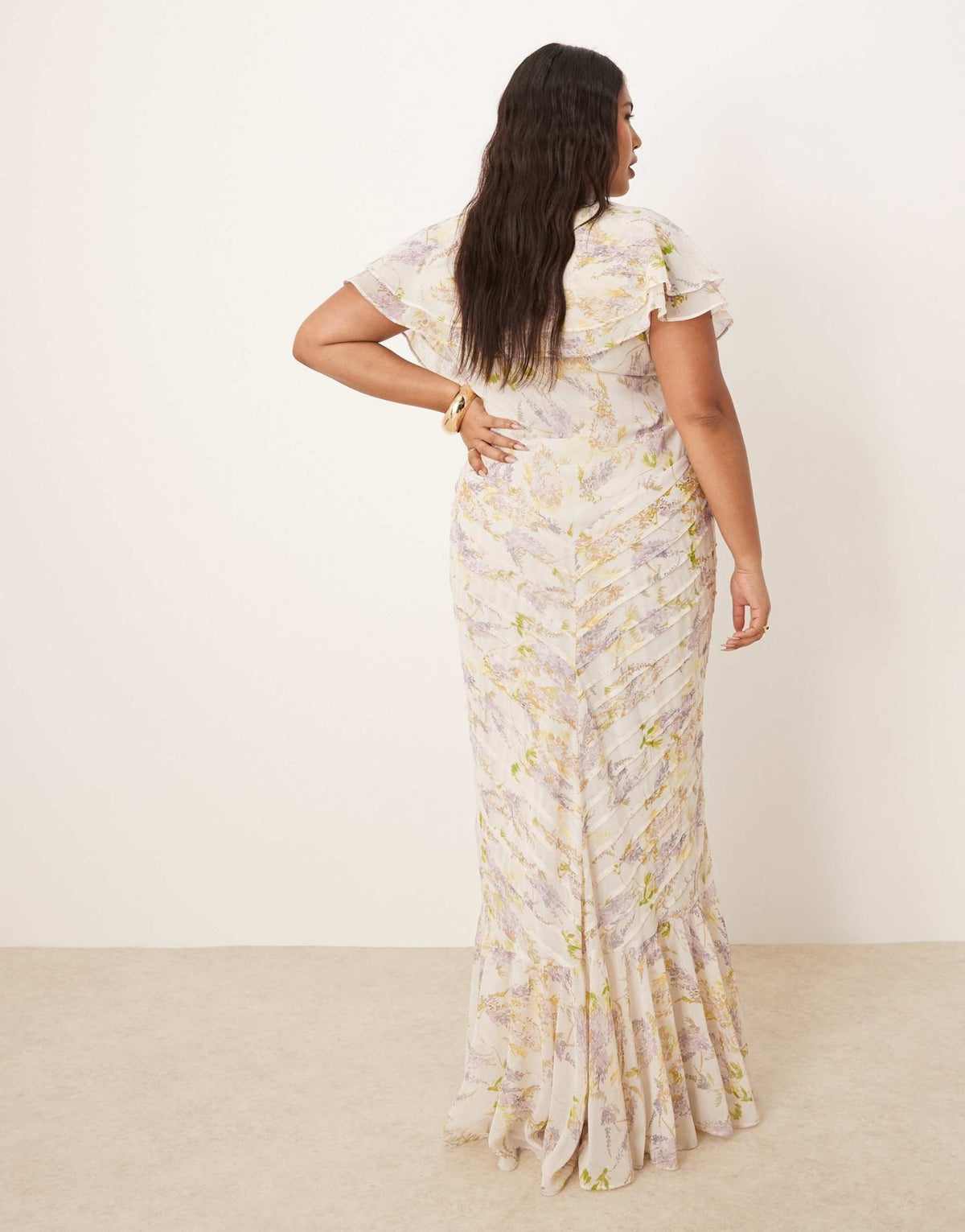 ASOS DESIGN Curve pintuck maxi dress with cape flutter sleeve in wisteria floral print - ASOS Sample Sale