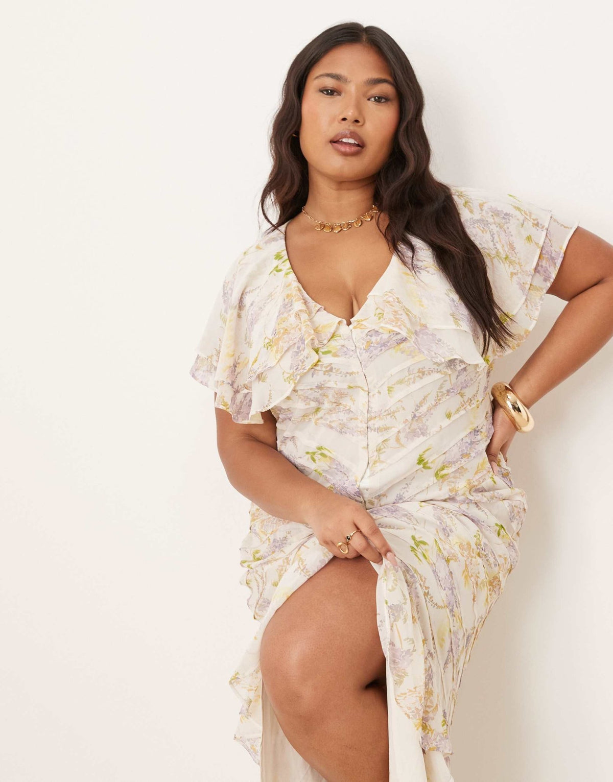 ASOS DESIGN Curve pintuck maxi dress with cape flutter sleeve in wisteria floral print - ASOS Sample Sale