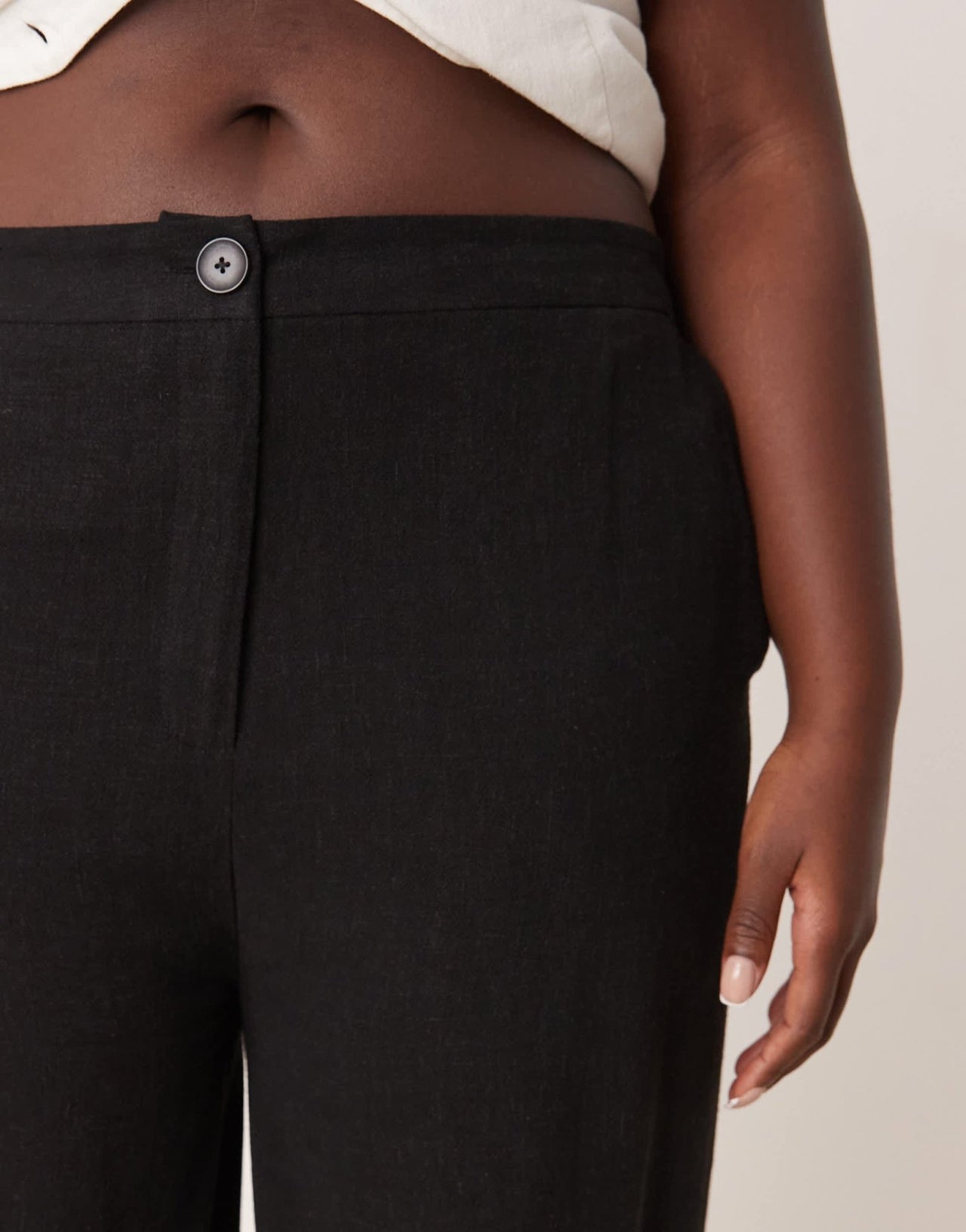 ASOS DESIGN Curve relaxed straight leg trousers with linen in black - ASOS Sample Sale