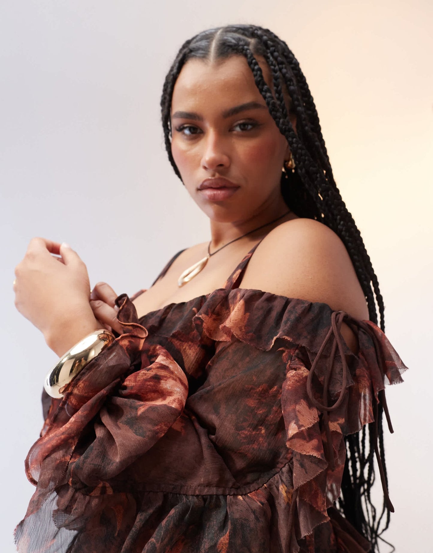ASOS DESIGN Curve ruffle off shoulder tiered maxi dress in burgundy floral - ASOS Sample Sale