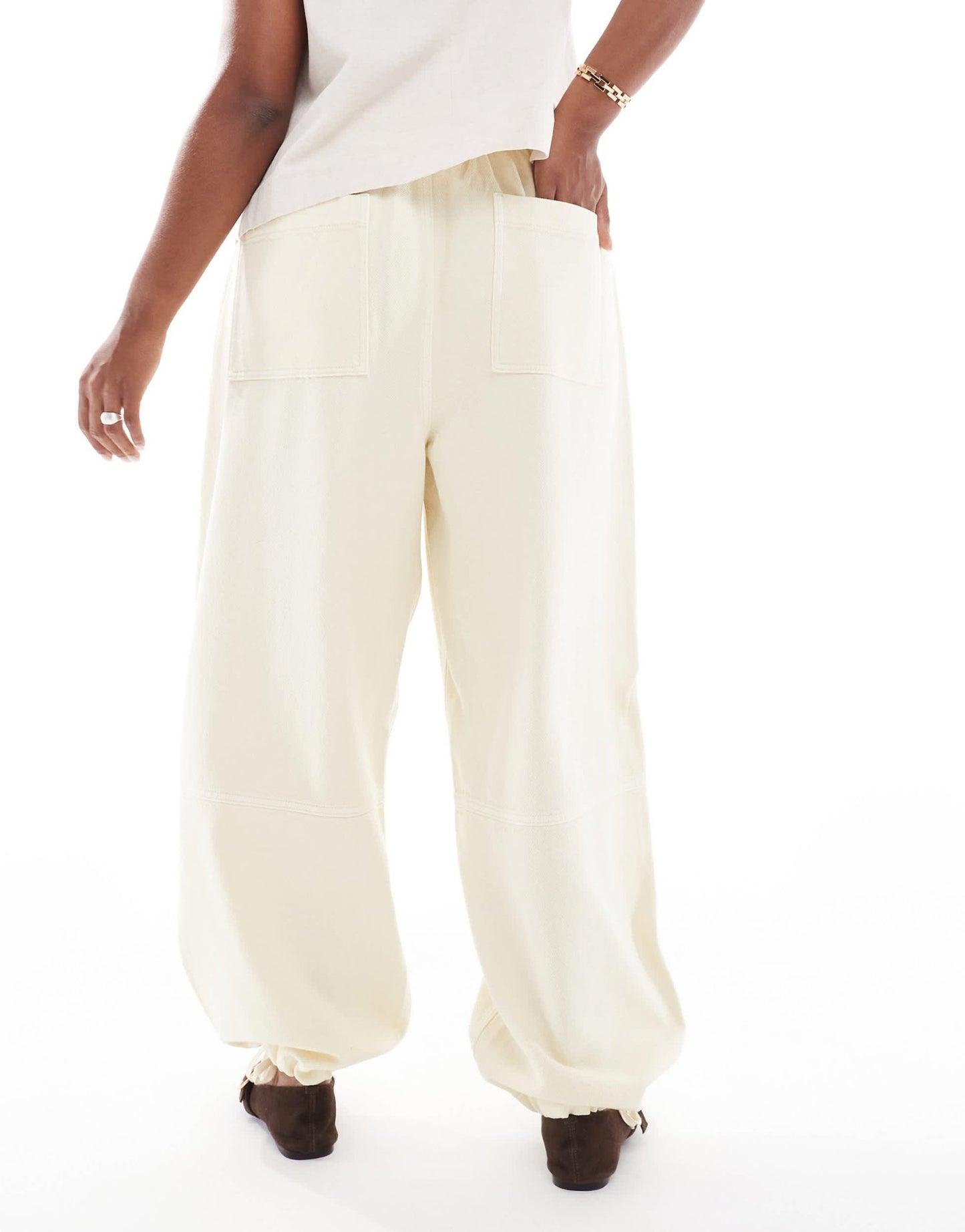 ASOS DESIGN Curve seamed pull on trousers in buttermilk - ASOS Sample Sale