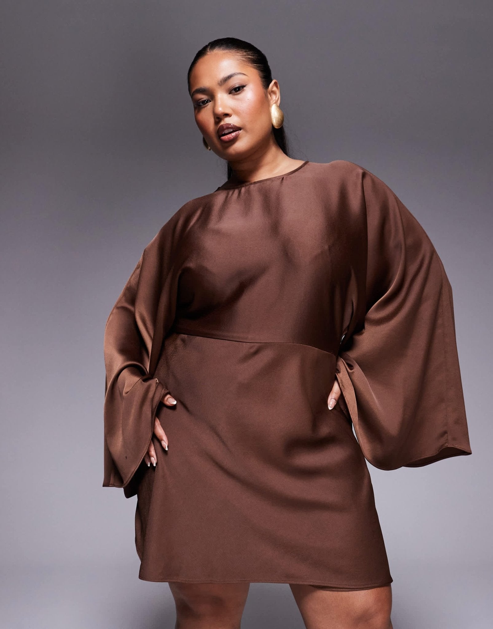 ASOS DESIGN Curve structured batwing playsuit with skort detail in chocolate - ASOS Sample Sale