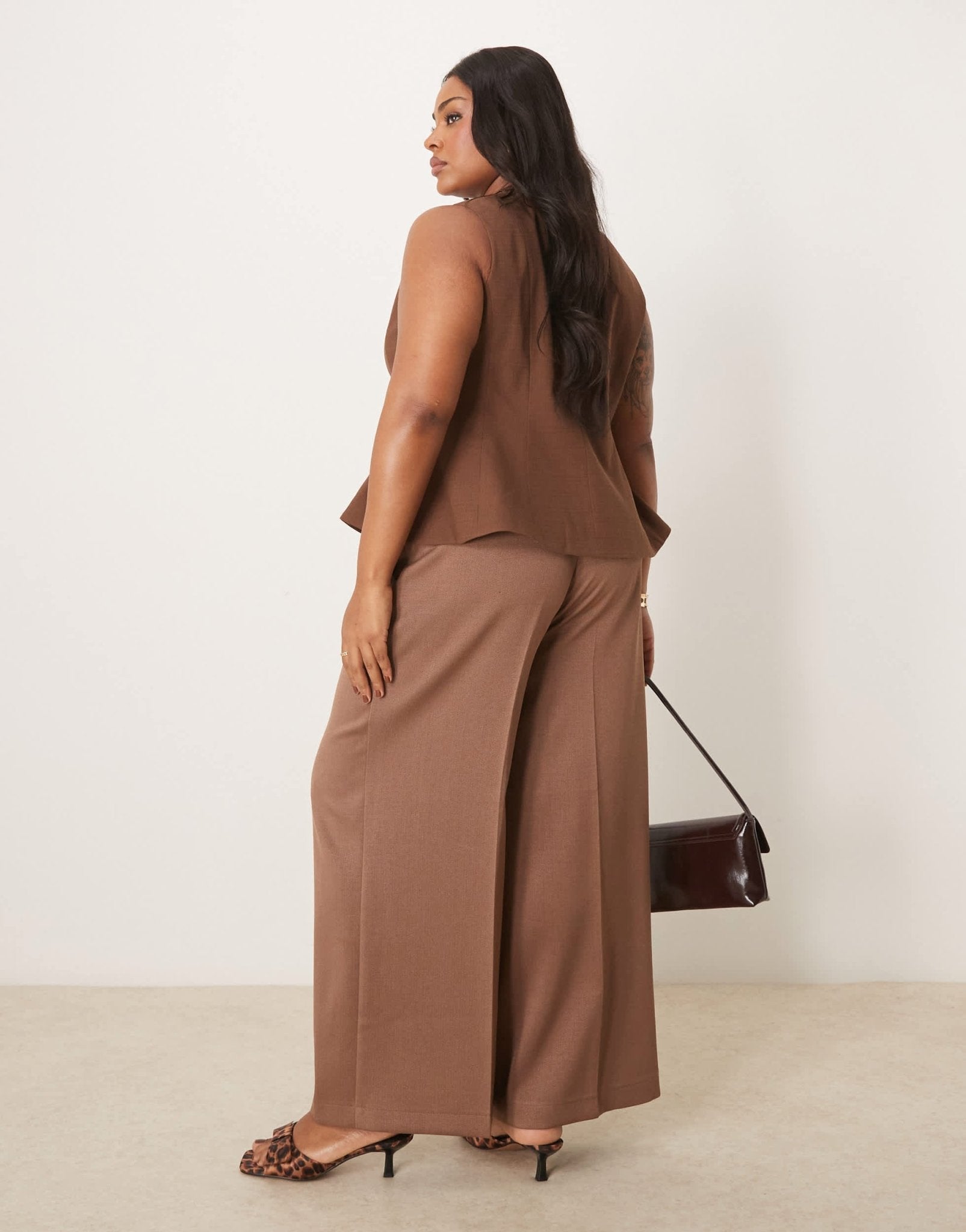 ASOS DESIGN Curve tailored ankle grazer trousers with PU belt in mocha - ASOS Sample Sale