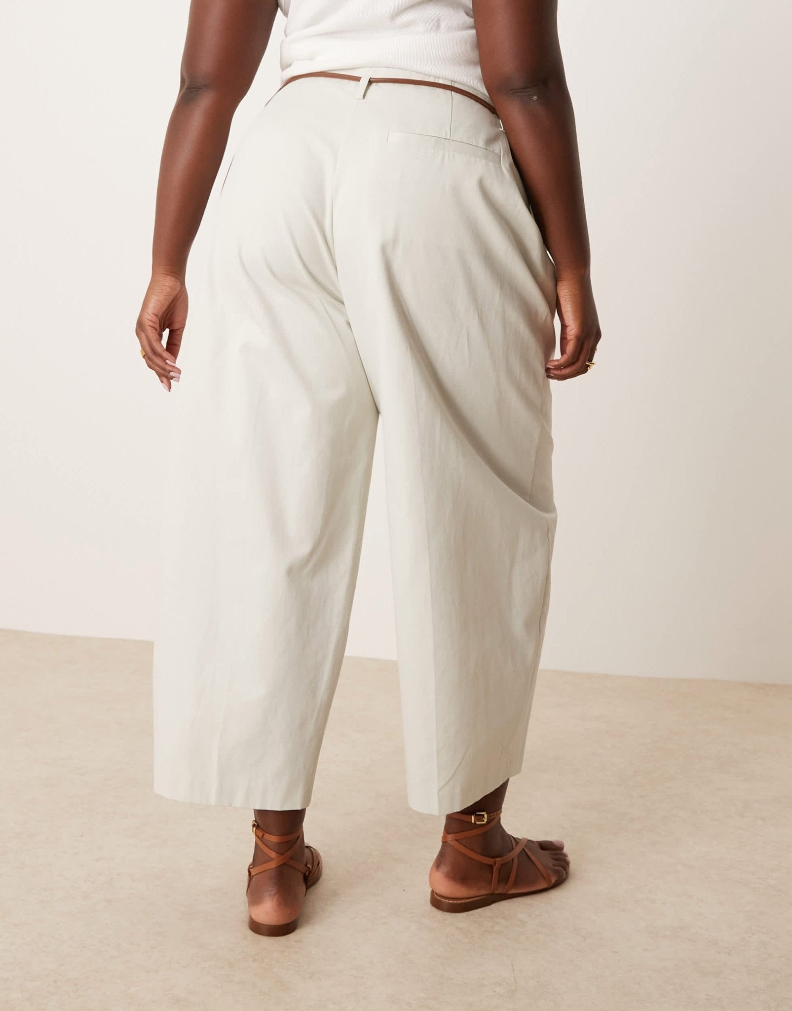 ASOS DESIGN Curve tailored extreme barrel trousers with pleat detail in stone - ASOS Sample Sale