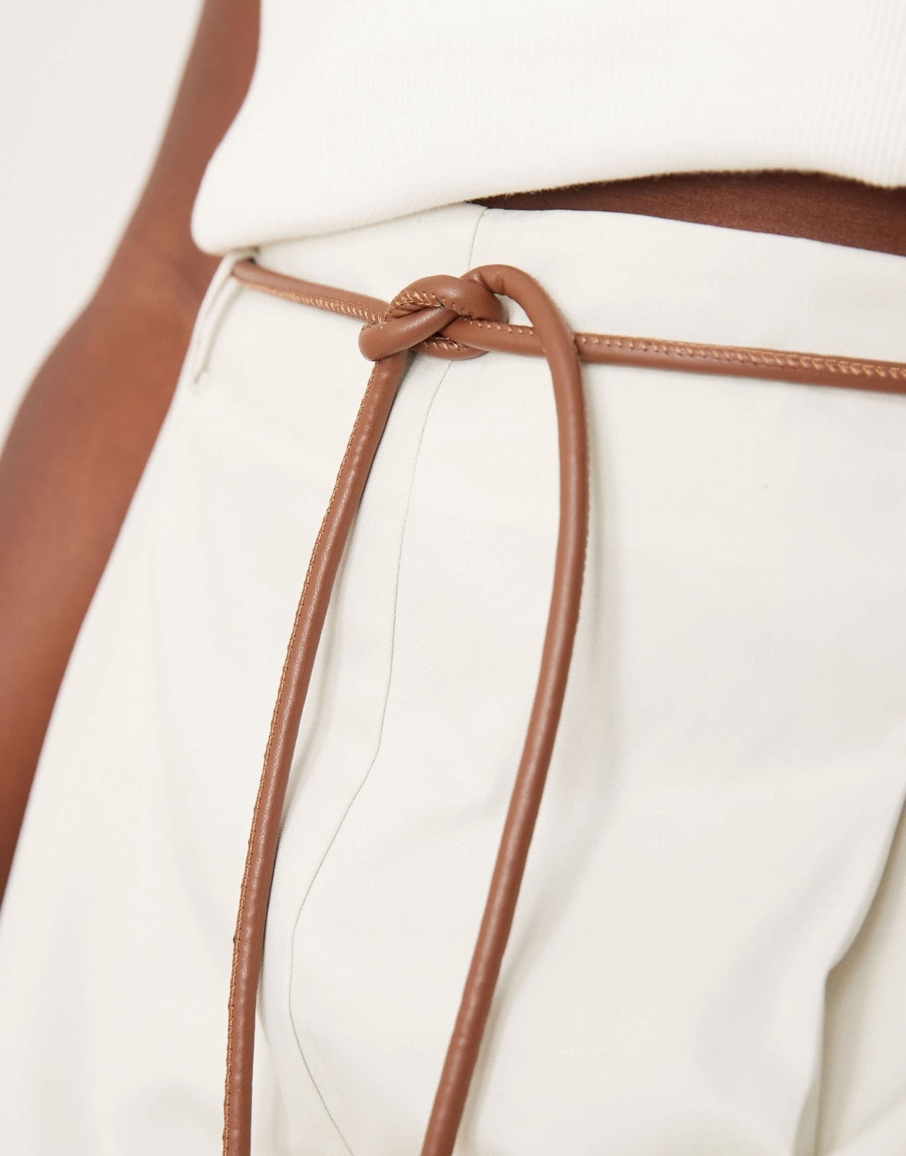 ASOS DESIGN Curve tailored extreme barrel trousers with pleat detail in stone - ASOS Sample Sale