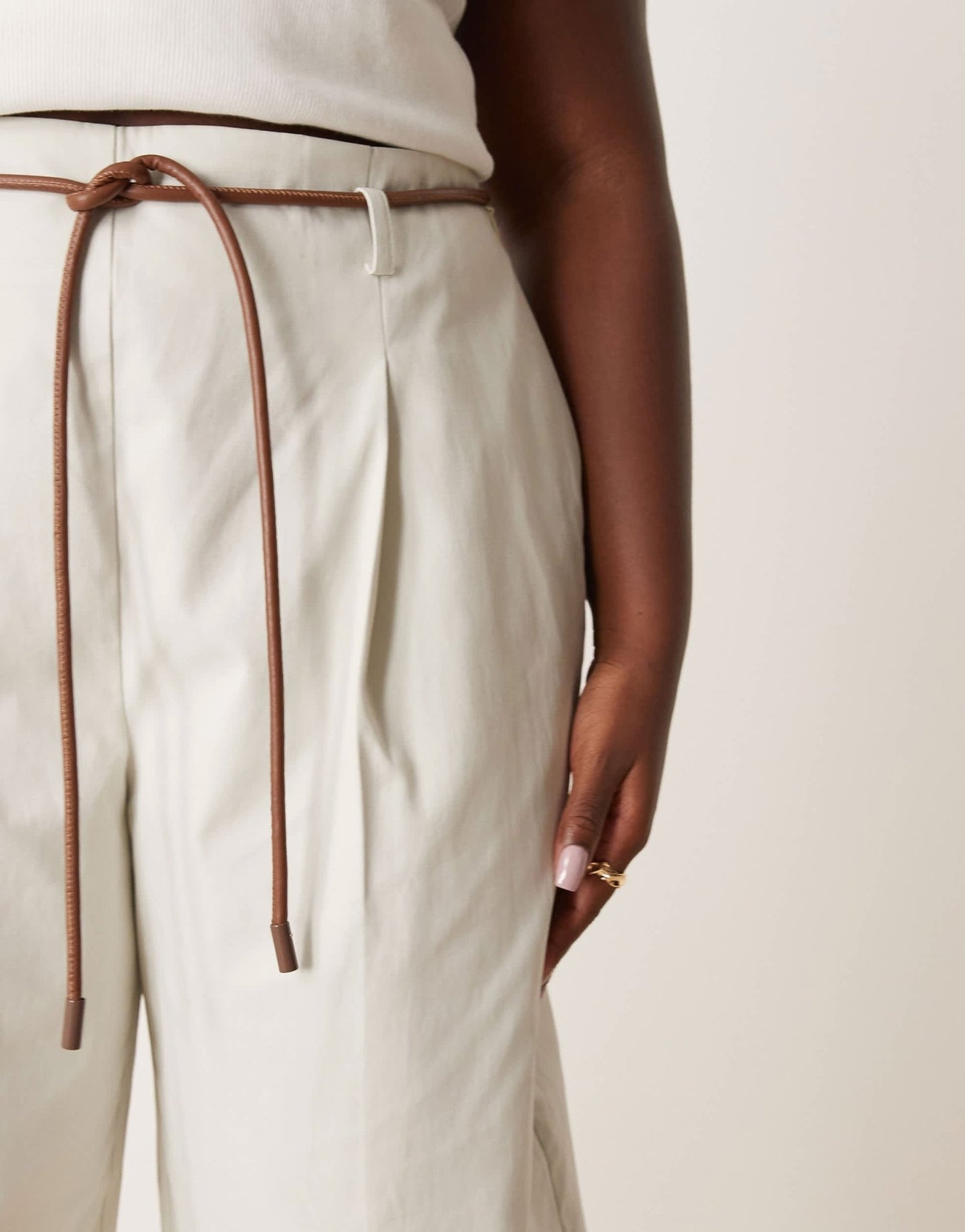 ASOS DESIGN Curve tailored extreme barrel trousers with pleat detail in stone - ASOS Sample Sale