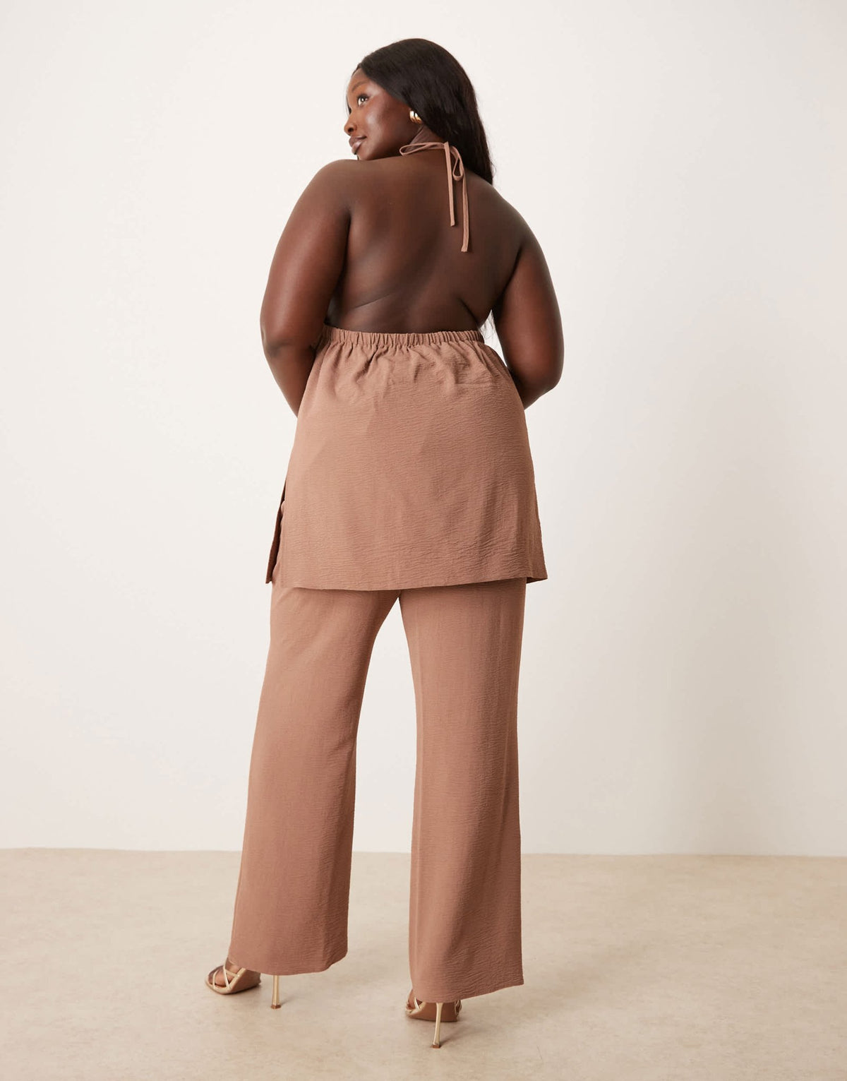 ASOS DESIGN Curve tailored straight leg trousers co-ord in mocha - ASOS Sample Sale