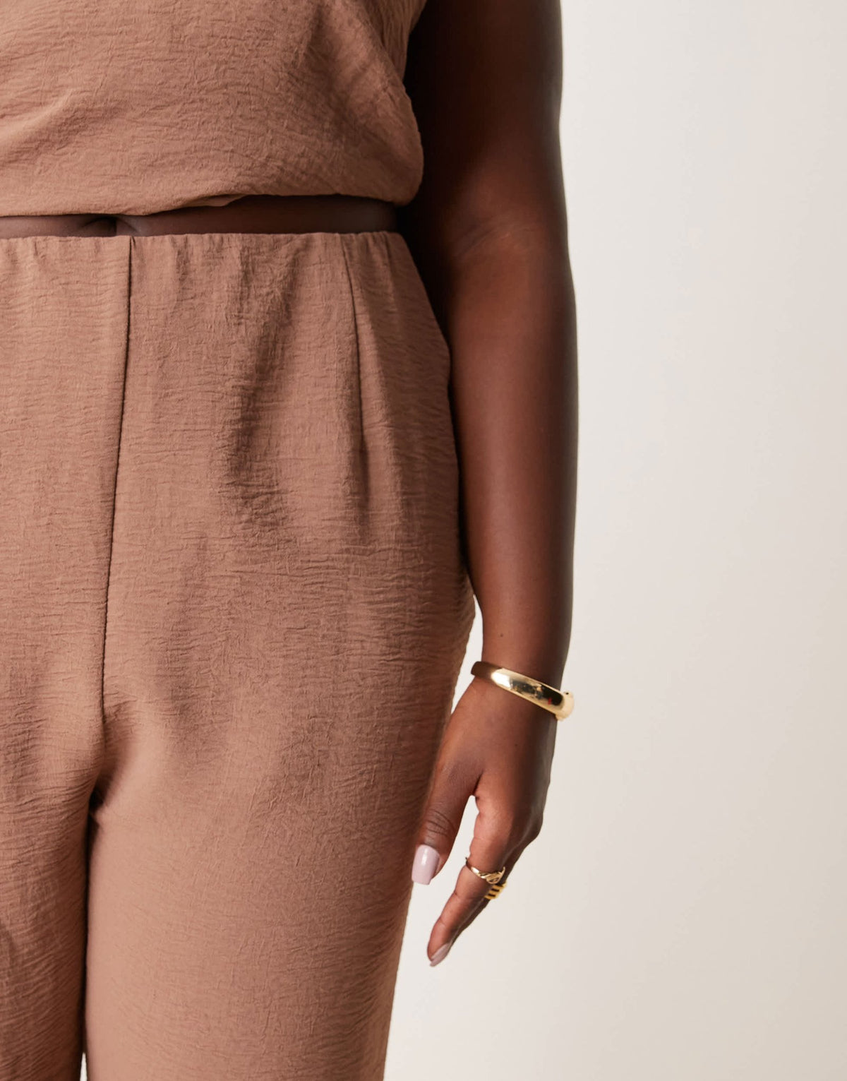 ASOS DESIGN Curve tailored straight leg trousers co-ord in mocha - ASOS Sample Sale