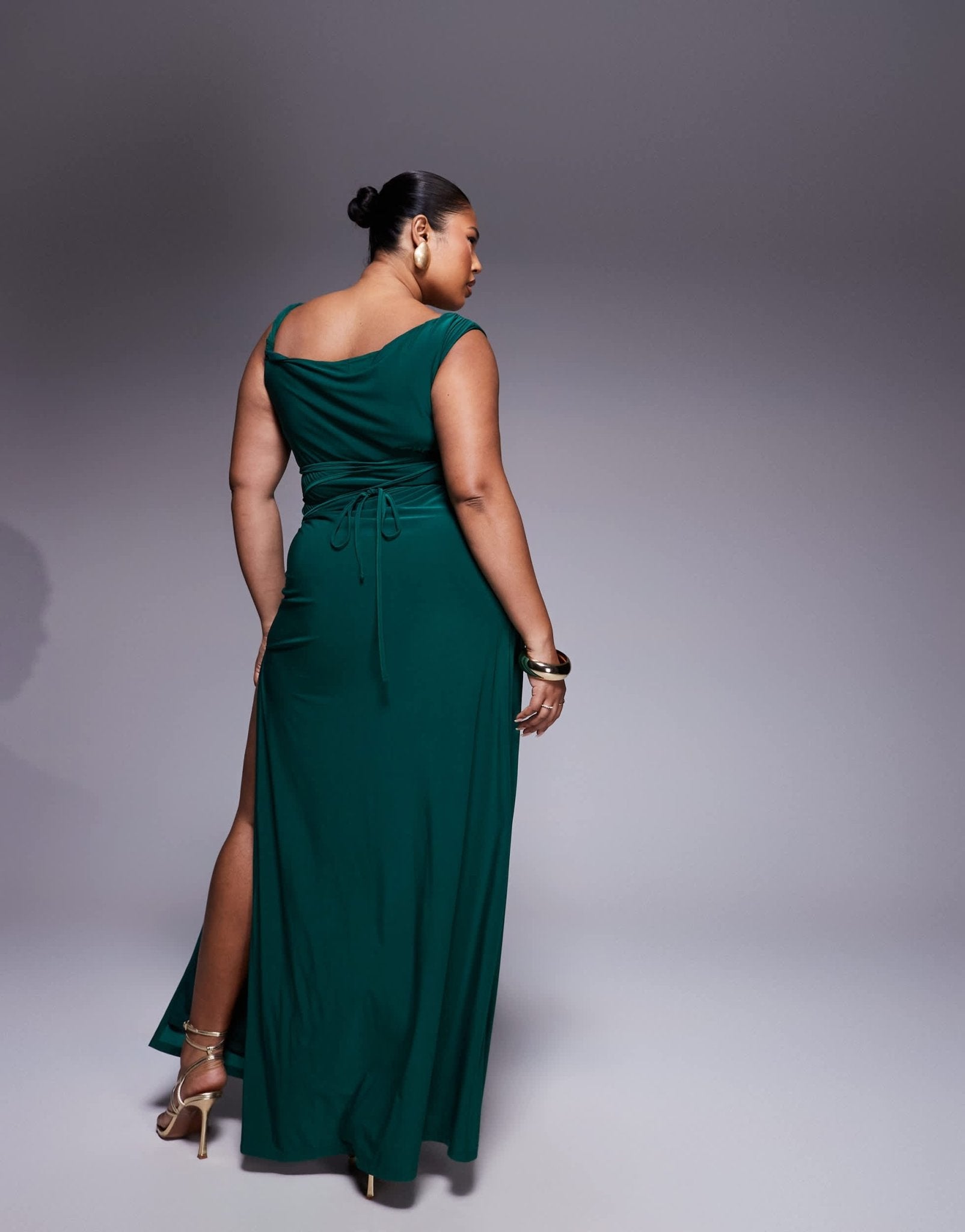ASOS DESIGN Curve twist shoulder with lace up back maxi dress in emerald green - ASOS Sample Sale