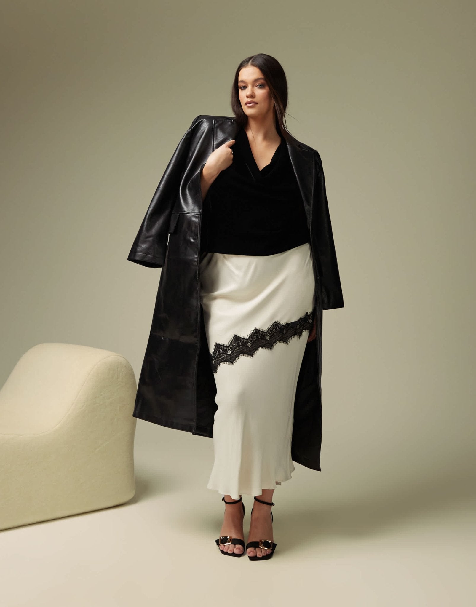 ASOS DESIGN Curve velvet cowl neck top in black - ASOS Sample Sale