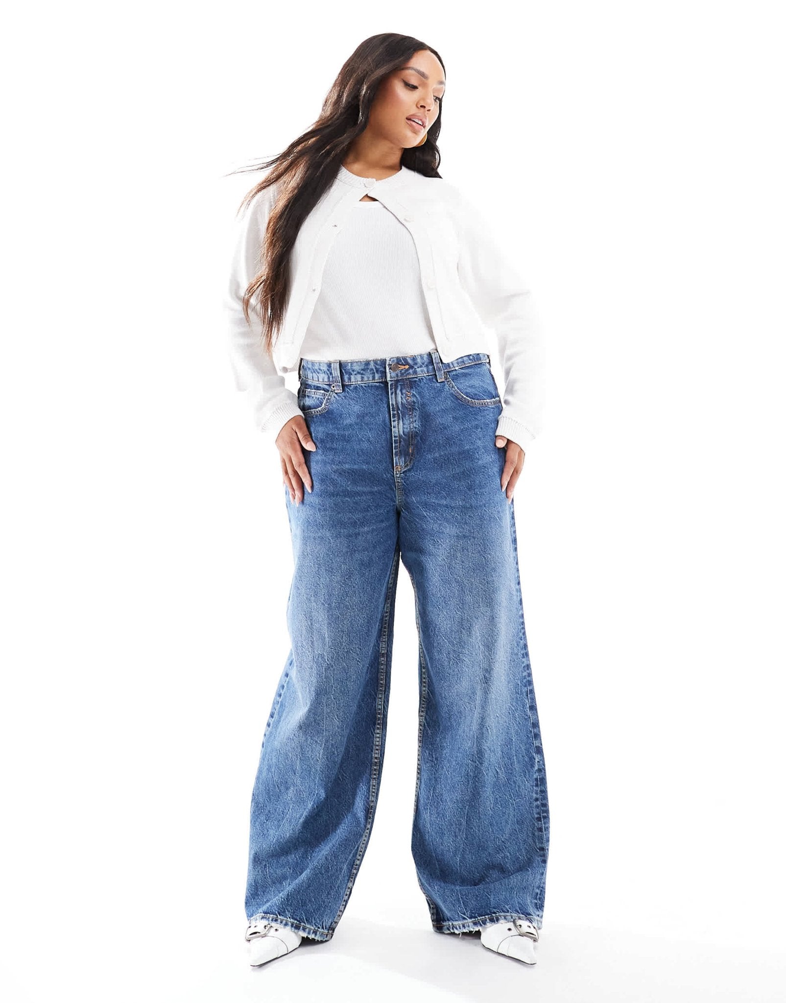 ASOS DESIGN Curve wide leg dad jeans in dark mid blue - ASOS Sample Sale