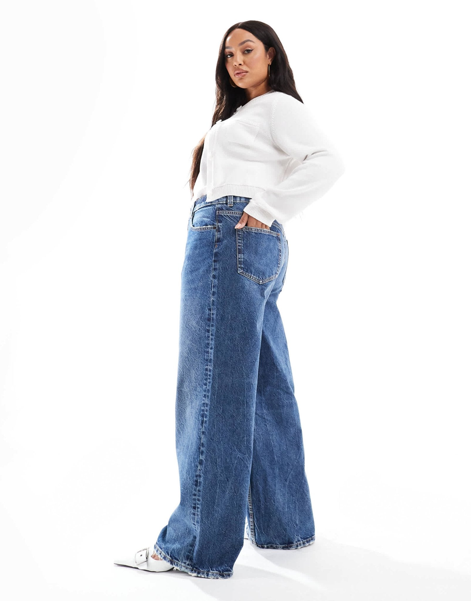 ASOS DESIGN Curve wide leg dad jeans in dark mid blue - ASOS Sample Sale