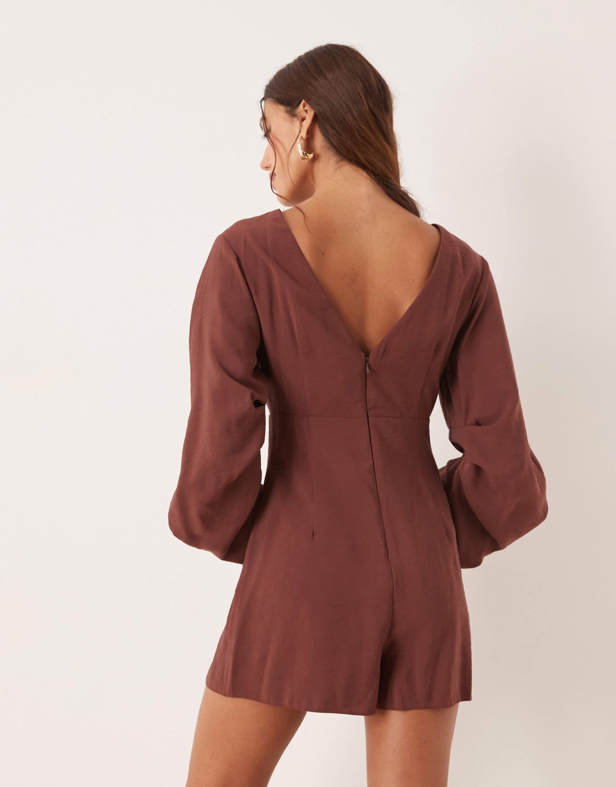 ASOS DESIGN curved sleeve playsuit with pleating detail in chocolate - ASOS Sample Sale