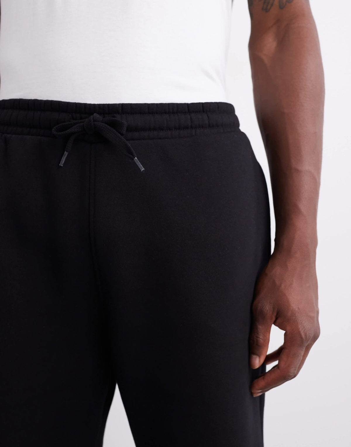 ASOS DESIGN essentials mid length slim shorts in black - ASOS Sample Sale