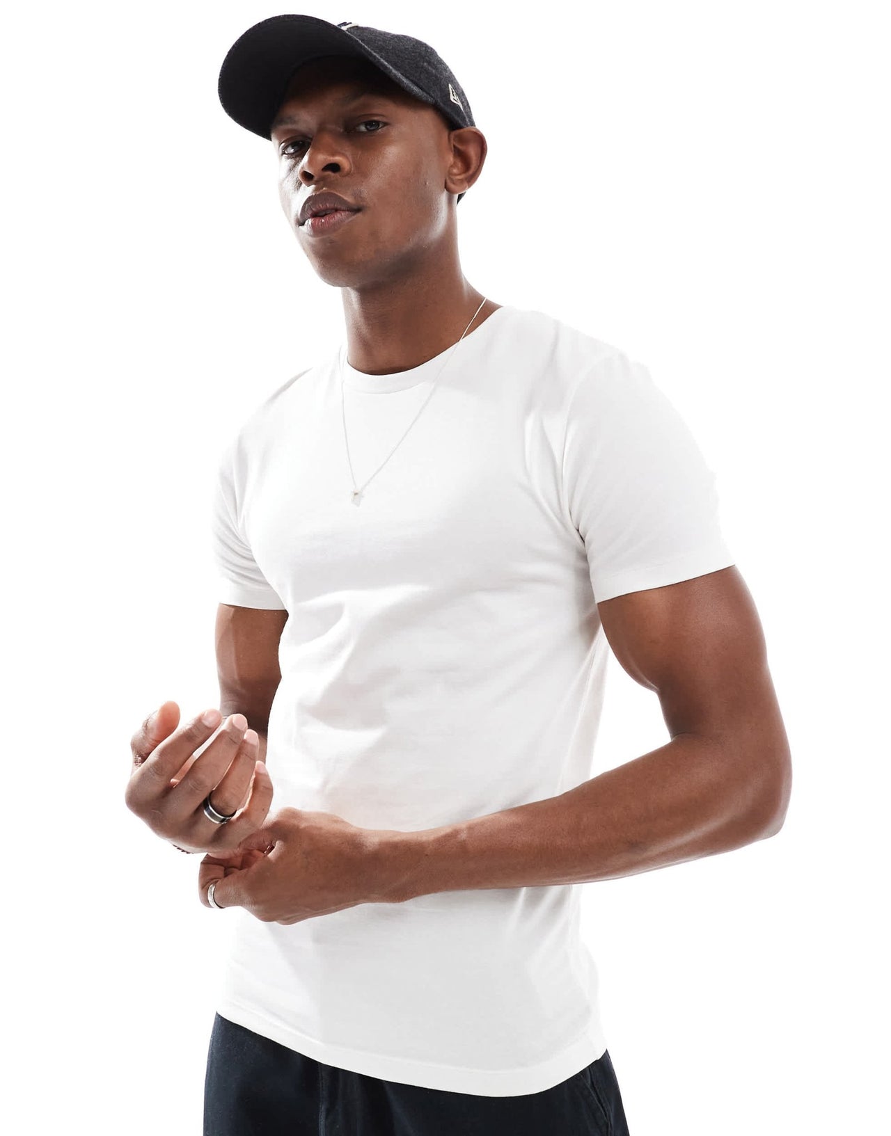 ASOS DESIGN Essentials muscle fit t-shirt in cream - ASOS Sample Sale