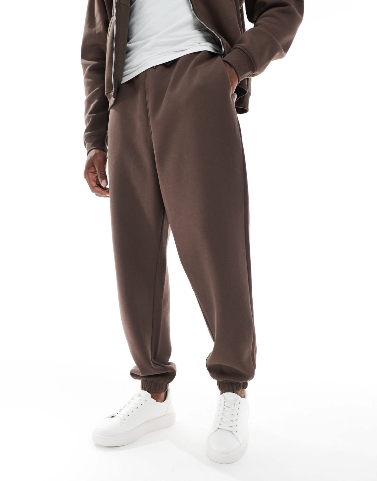 ASOS DESIGN essentials relaxed jogger in brown - ASOS Sample Sale
