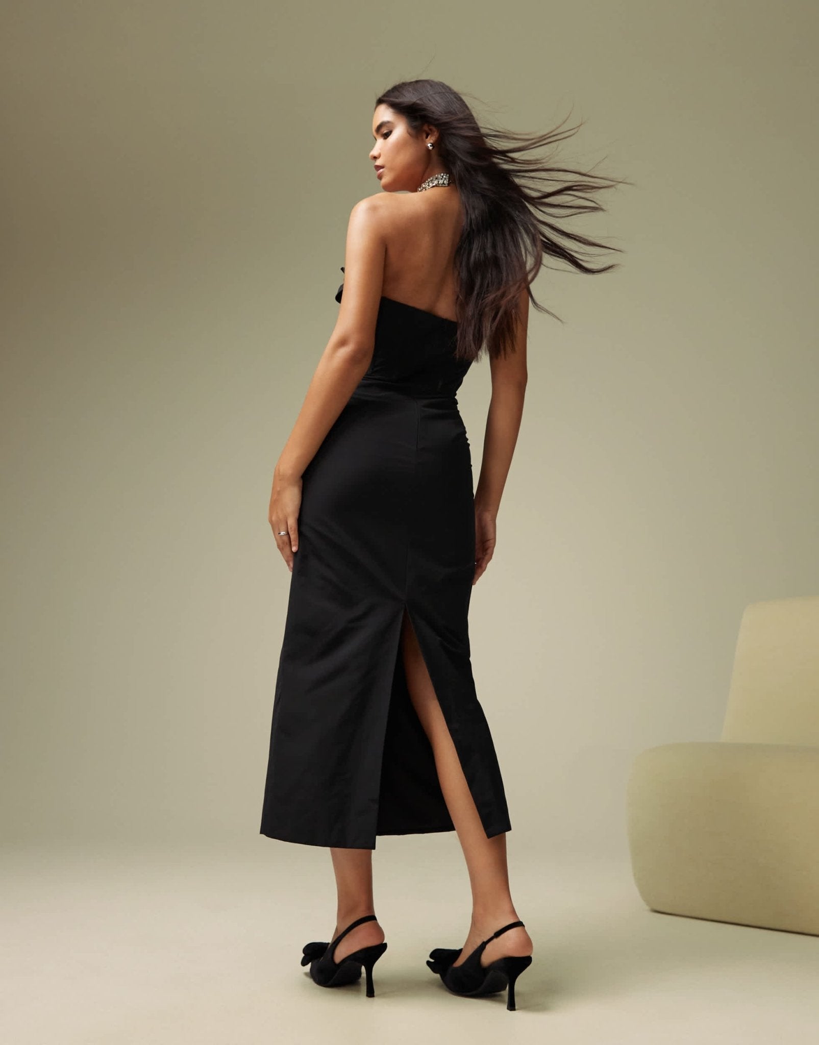 ASOS DESIGN exaggerated ruffle bandeau corset midi dress in black - ASOS Sample Sale