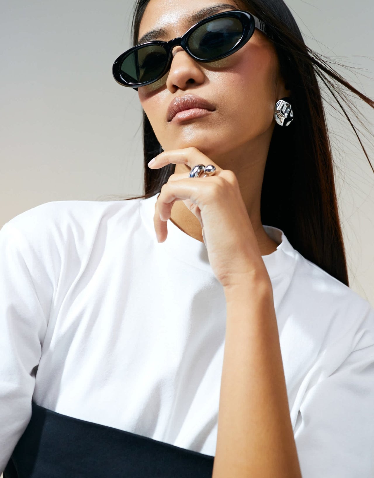 ASOS DESIGN fitted t-shirt with waistband detail in black and white - ASOS Sample Sale